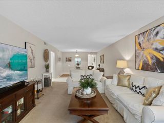 2004 Granada Dr O2, Coconut Creek, FL 33066