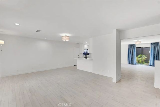 221 Acacia Lane, Newbury Park, CA 91320