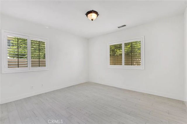 221 Acacia Lane, Newbury Park, CA 91320