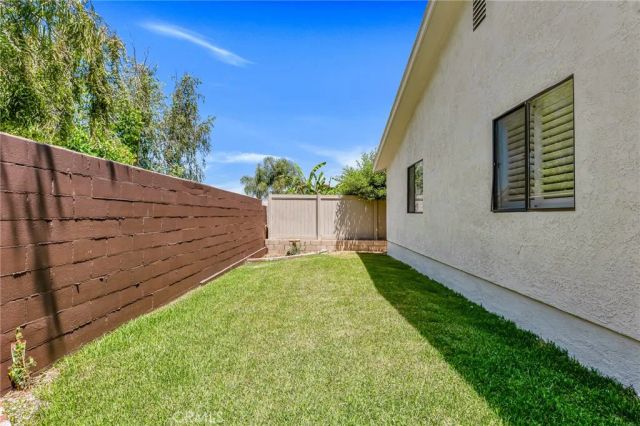 221 Acacia Lane, Newbury Park, CA 91320