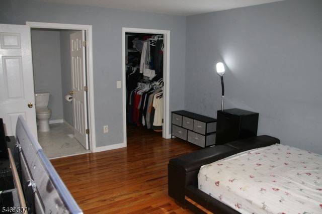 38 Parkside Ct, Wayne Twp., NJ 07470