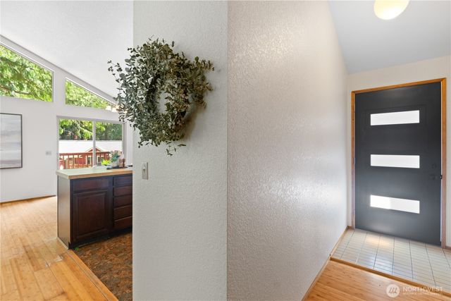 30 Parkview Circle, Bellingham, WA 98229