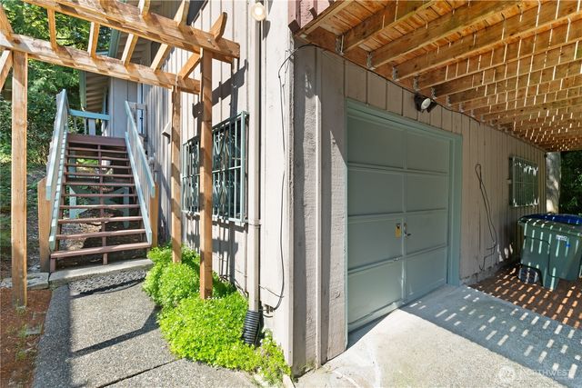 30 Parkview Circle, Bellingham, WA 98229