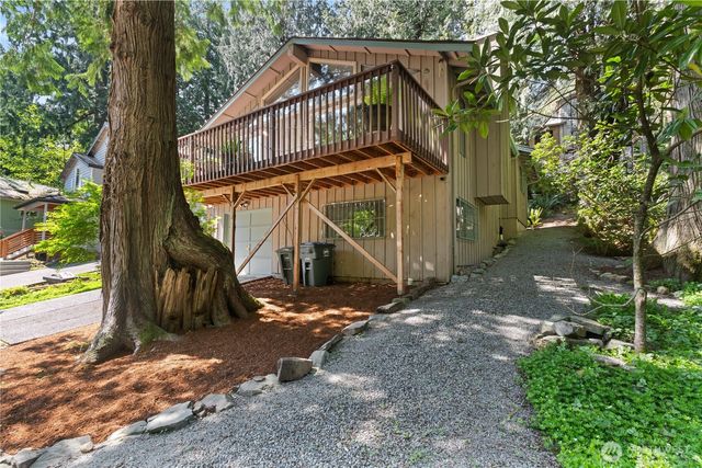 30 Parkview Circle, Bellingham, WA 98229