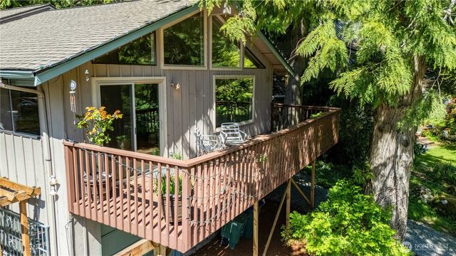 30 Parkview Circle, Bellingham, WA 98229