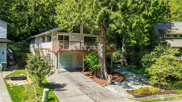 30 Parkview Circle, Bellingham, WA 98229
