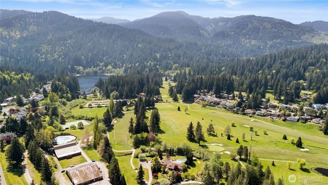 30 Parkview Circle, Bellingham, WA 98229