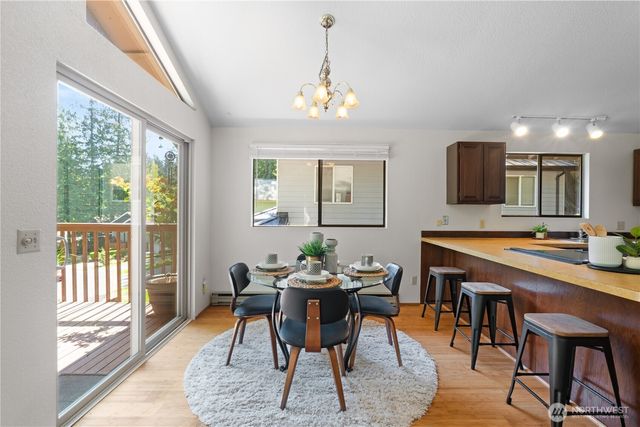 30 Parkview Circle, Bellingham, WA 98229
