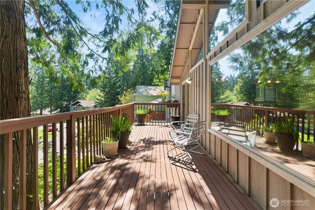 30 Parkview Circle, Bellingham, WA 98229