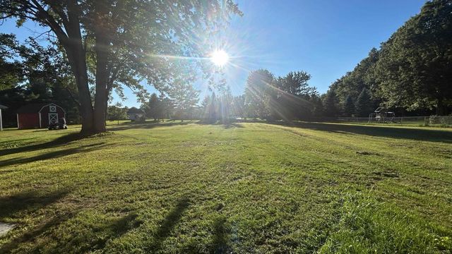 3400 King Road, China Twp, MI 48054