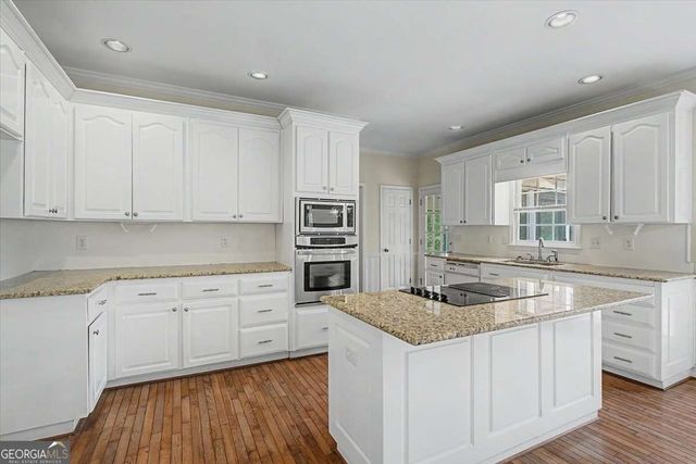 5048 Chapel Lake Circle, Douglasville, GA 30135