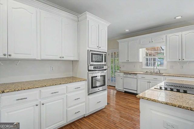 5048 Chapel Lake Circle, Douglasville, GA 30135