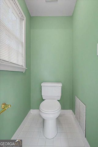 5048 Chapel Lake Circle, Douglasville, GA 30135