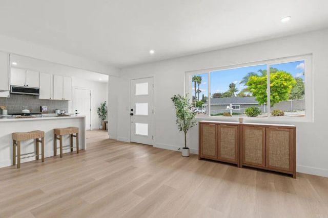 4999 Macario Drive, Oceanside, CA 92057