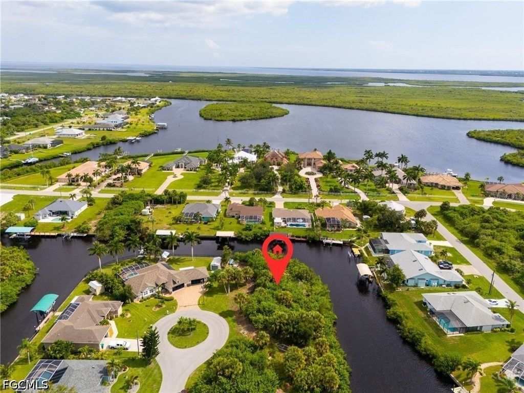 4497 Bayview ST, Port Charlotte, FL 33948