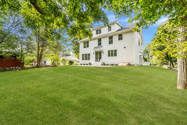 264 Harvester Road, Fairfield, CT 06825