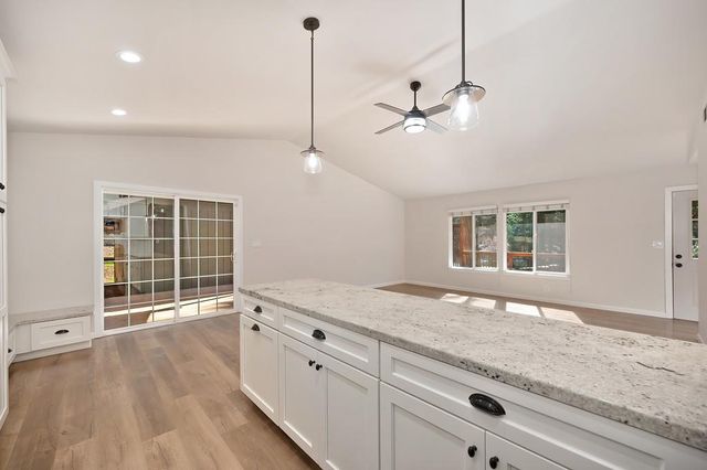 5638 Lupin Ln, Pollock Pines, CA 95726