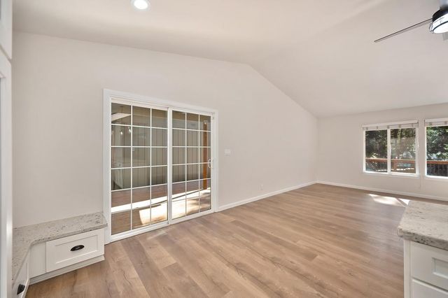 5638 Lupin Ln, Pollock Pines, CA 95726