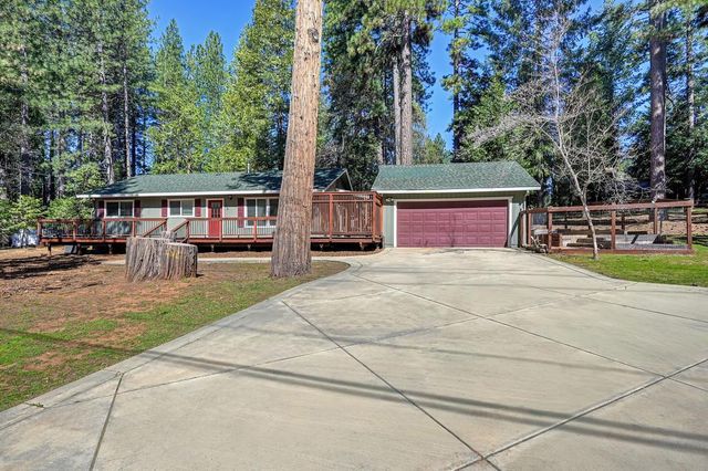 5638 Lupin Ln, Pollock Pines, CA 95726