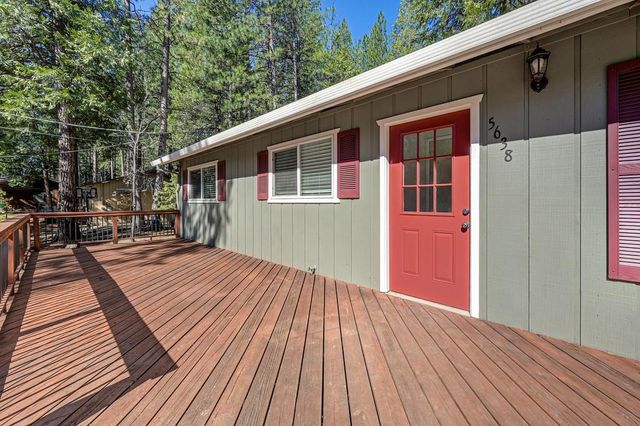 5638 Lupin Ln, Pollock Pines, CA 95726