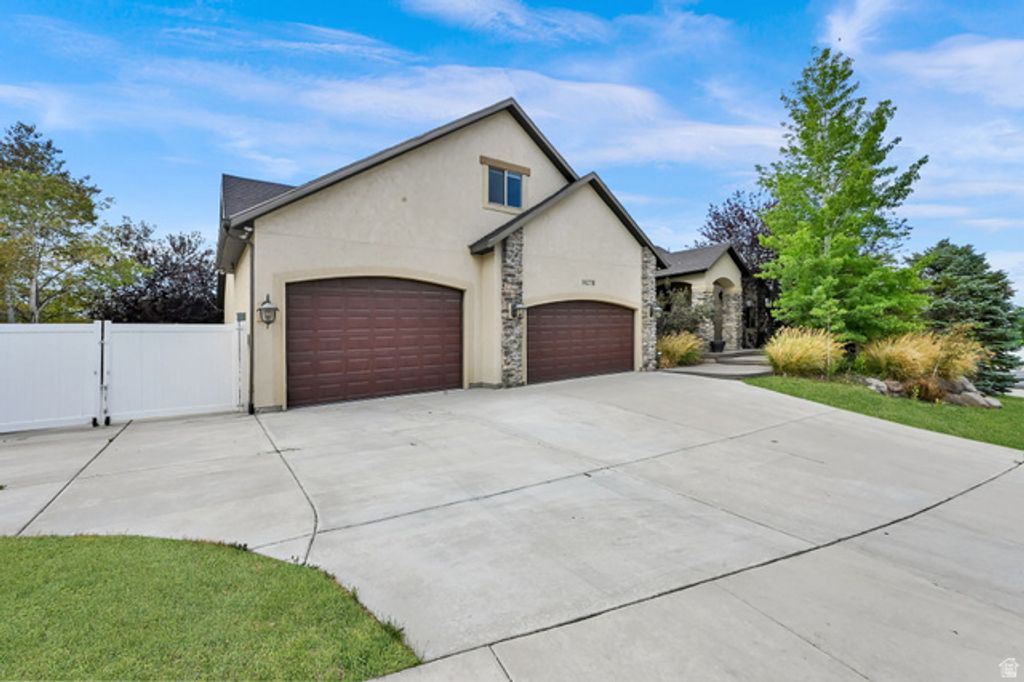 14278 S FRIENDSHIP DR, Herriman, UT 84096