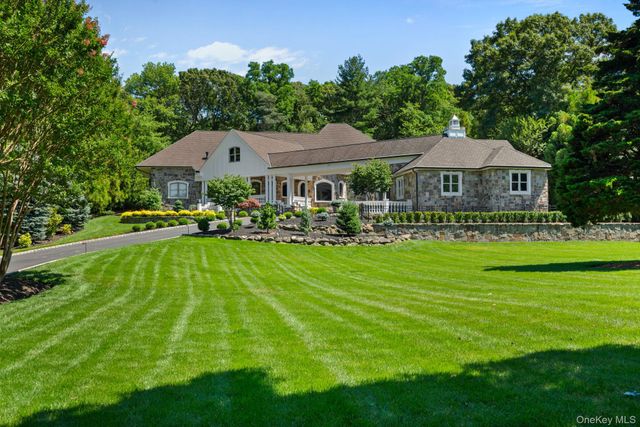 25 Marions Lane, Northport, NY 11768