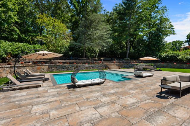 25 Marions Lane, Northport, NY 11768