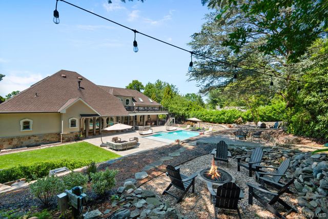 25 Marions Lane, Northport, NY 11768
