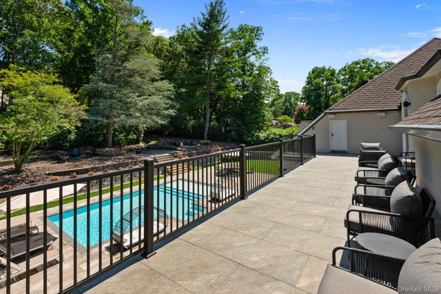 25 Marions Lane, Northport, NY 11768