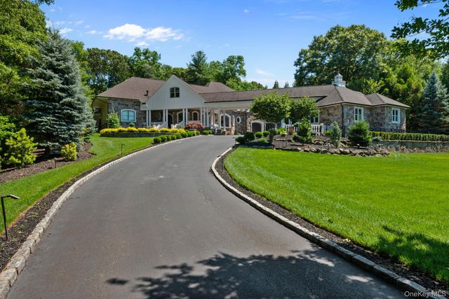 25 Marions Lane, Northport, NY 11768