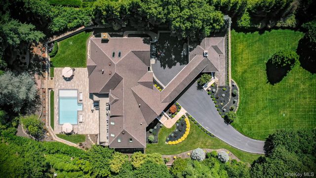 25 Marions Lane, Northport, NY 11768