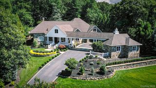 25 Marions Lane, Northport, NY 11768
