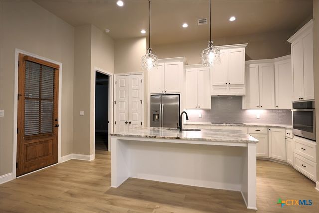 1212 Brody Way, Salado, TX 76571