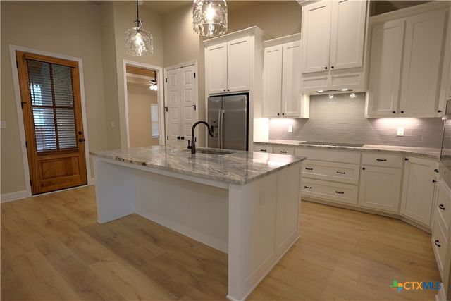 1212 Brody Way, Salado, TX 76571