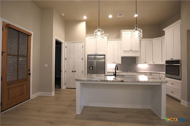 1212 Brody Way, Salado, TX 76571