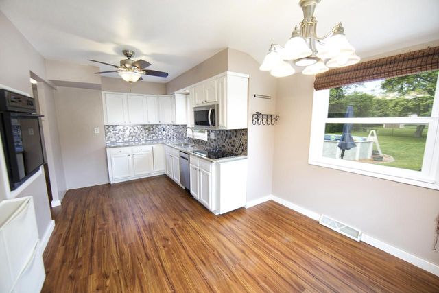 8965 S 83rd STREET, Franklin, WI 53132
