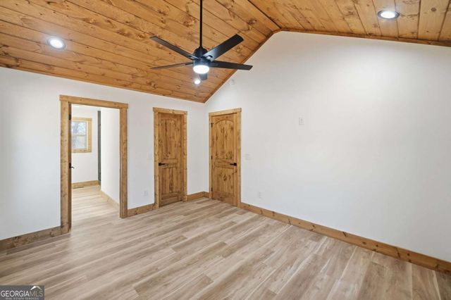 1883 Newport Drive, Ellijay, GA 30540