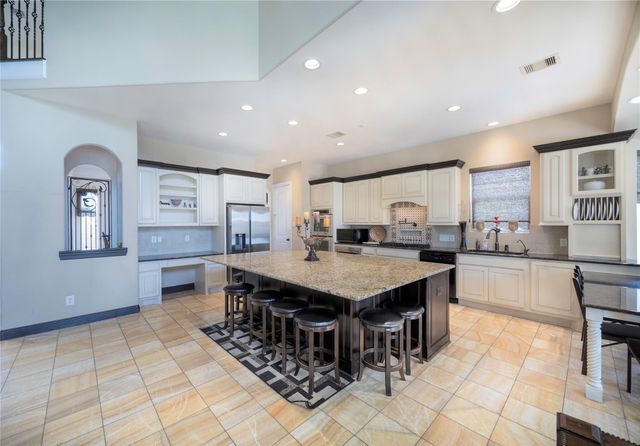 25207 Springwood Lake Drive, Katy, TX 77494