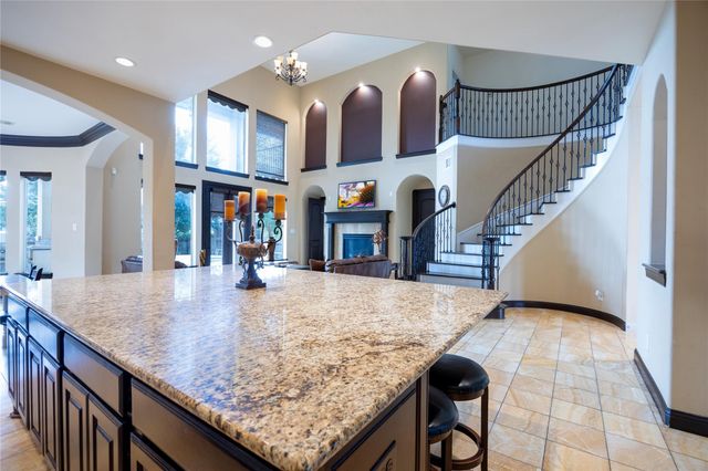 25207 Springwood Lake Drive, Katy, TX 77494