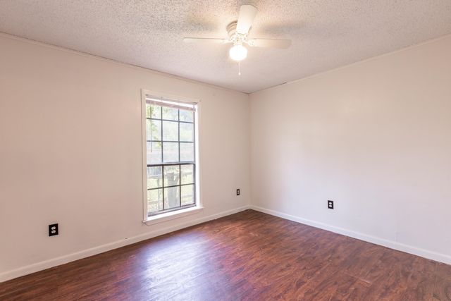 130 Red Street, Gray, LA 70359