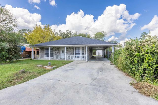 130 Red Street, Gray, LA 70359