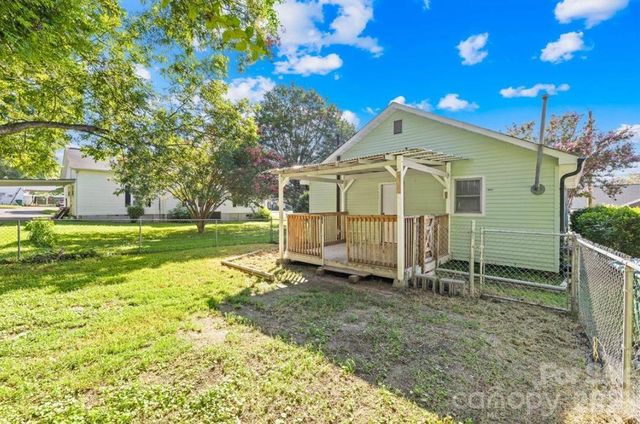 604 S Zion Street, Landis, NC 28088