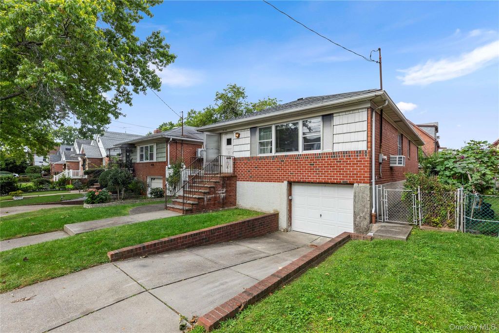4362 167th Street, Flushing, NY 11358 — photo 3