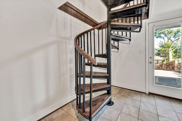 3052 Poplar LN SW, Roanoke, VA 24014