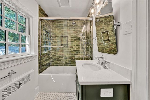 3052 Poplar LN SW, Roanoke, VA 24014