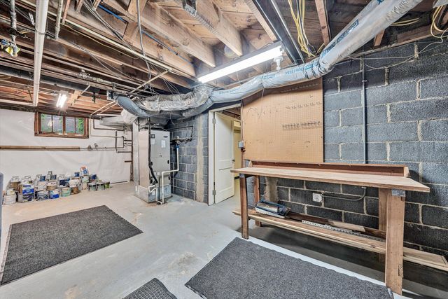 3052 Poplar LN SW, Roanoke, VA 24014