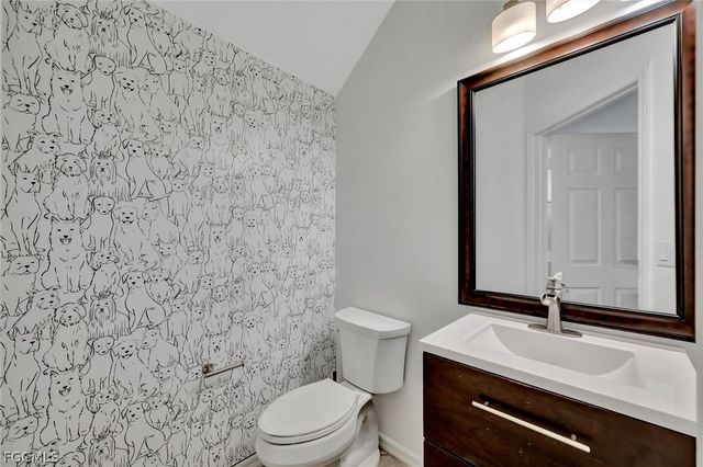 8860 Falcon Pointe LOOP, Fort Myers, FL 33912