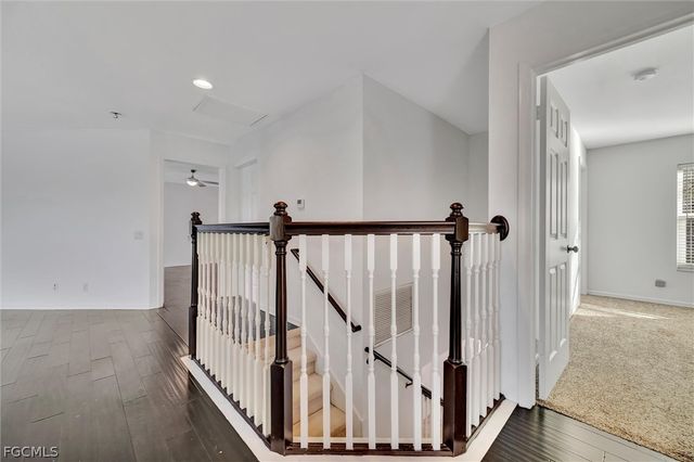 8860 Falcon Pointe LOOP, Fort Myers, FL 33912