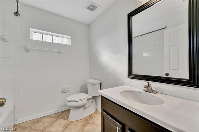 8860 Falcon Pointe LOOP, Fort Myers, FL 33912