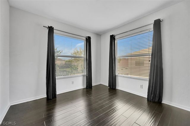 8860 Falcon Pointe LOOP, Fort Myers, FL 33912